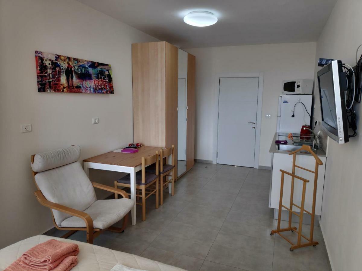 Herzliya Center Apartments 외부 사진