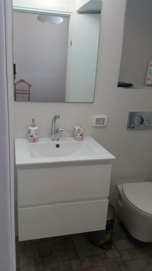 Herzliya Center Apartments 외부 사진